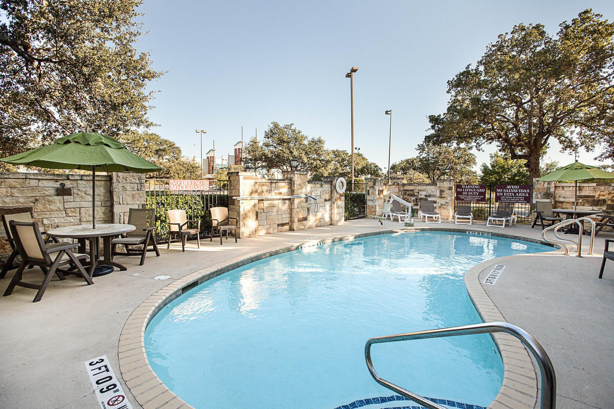 Comfort Suites San Antonio North - Stone Oak Екстериор снимка