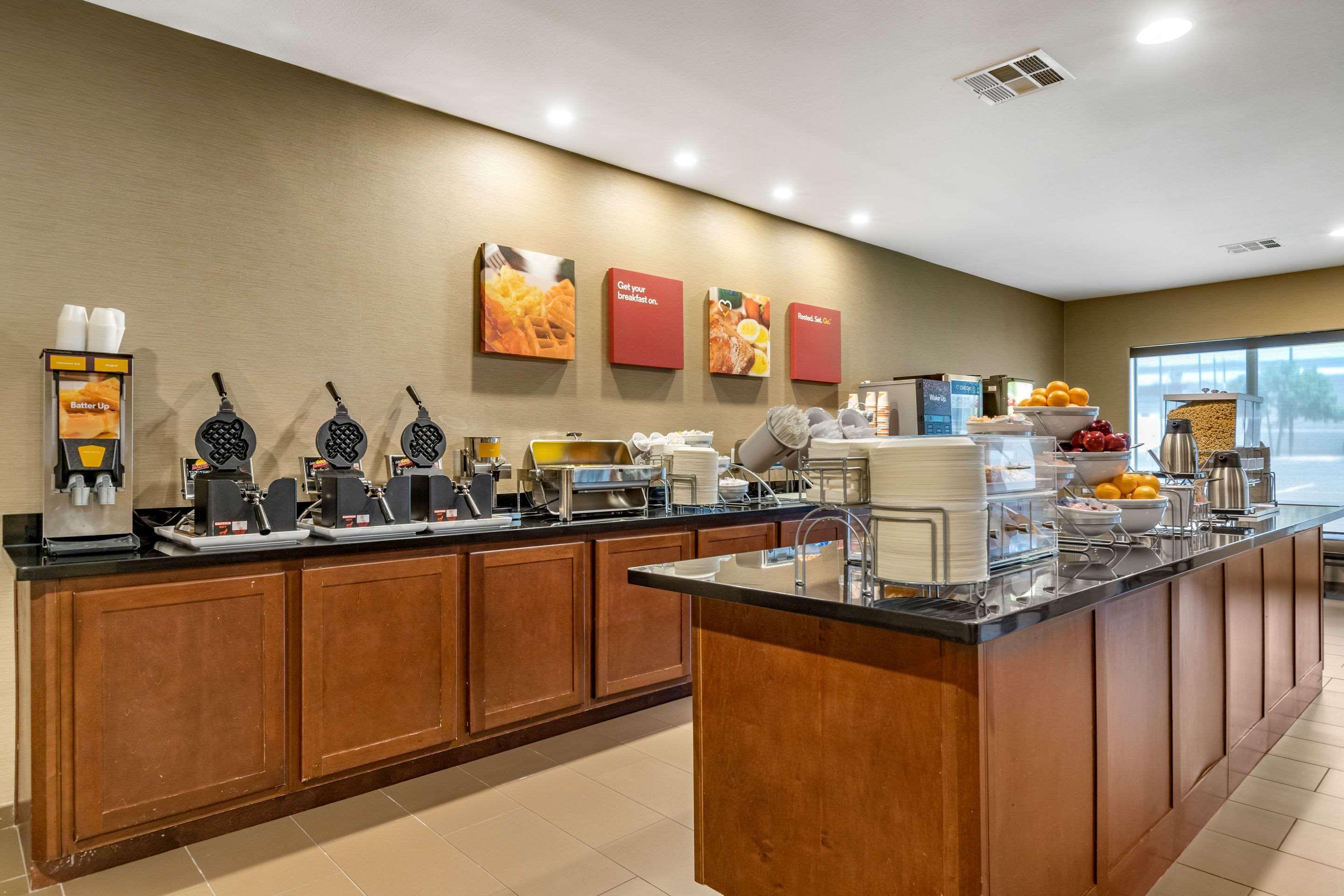 Comfort Suites San Antonio North - Stone Oak Екстериор снимка