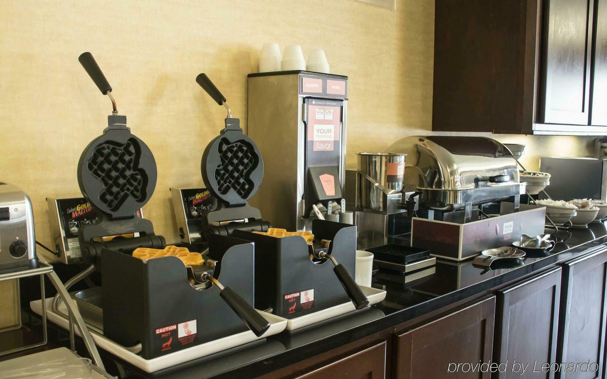 Comfort Suites San Antonio North - Stone Oak Екстериор снимка